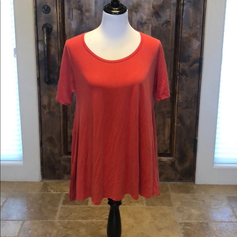 LuLaroe top